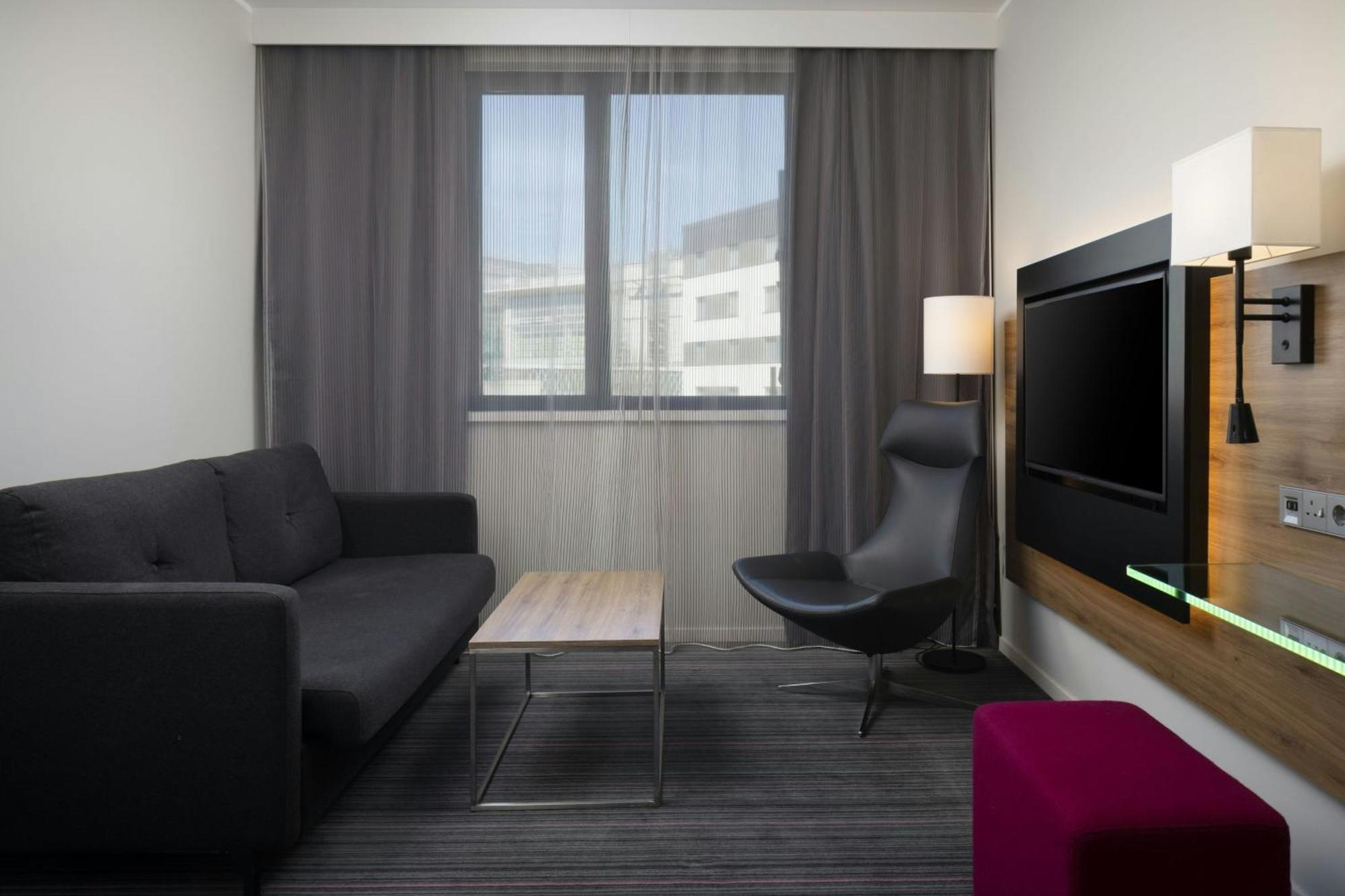 Moxy Hotel Southampton