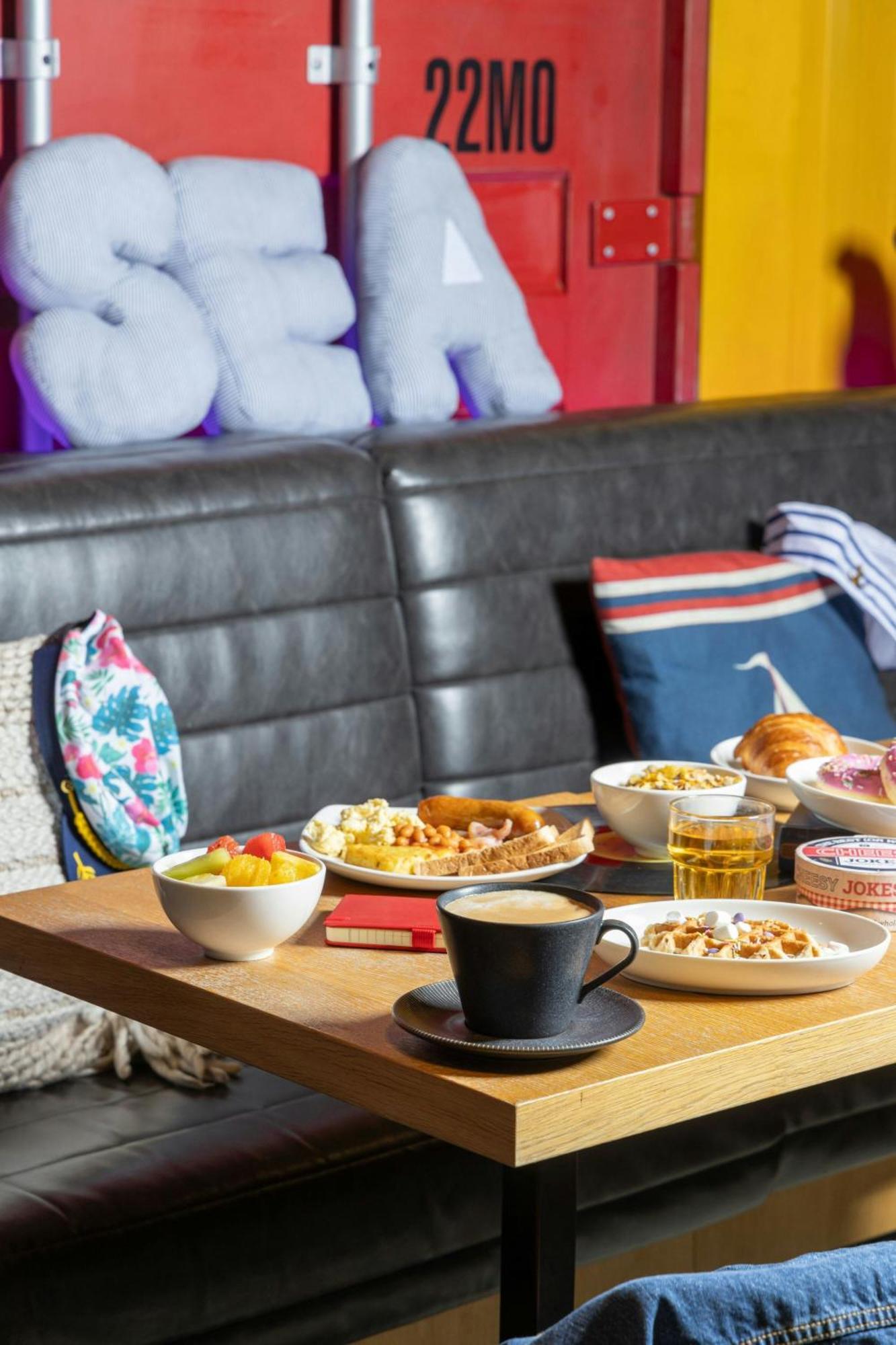 Hotel Moxy 4*