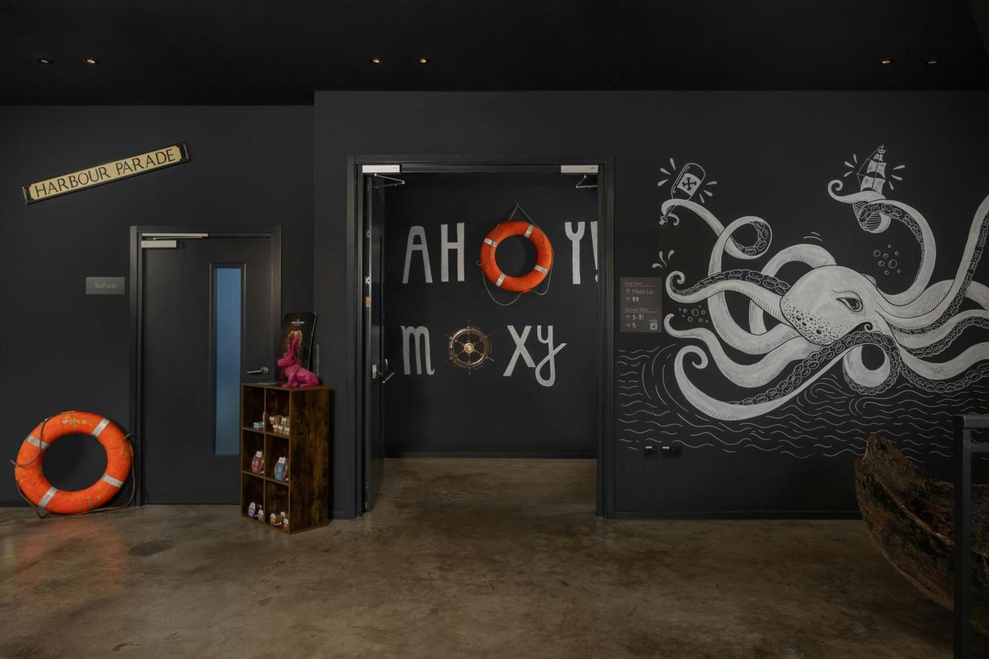 Moxy